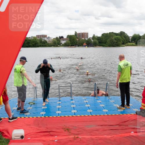 16.06.2024 - 7 Türme Triathlon MichiJ http://msf.ph/oto/6270524 16.06.2024 11:58:46 Schwimmen 304, 350, 409, 414, 422, 466, 545 meine-sportfotos.de