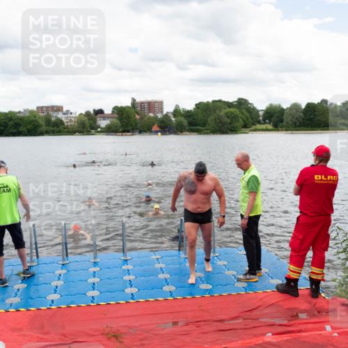 16.06.2024 - 7 Türme Triathlon MichiJ http://msf.ph/oto/6270541 16.06.2024 11:58:51 Schwimmen 304, 350, 409, 414, 422, 448, 466, 545 meine-sportfotos.de