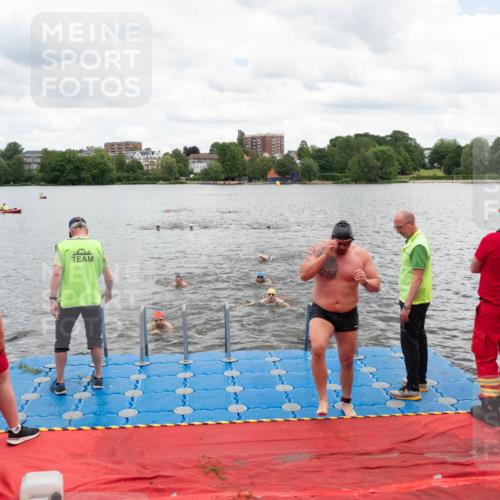 16.06.2024 - 7 Türme Triathlon MichiJ http://msf.ph/oto/6270545 16.06.2024 11:58:52 Schwimmen 304, 350, 409, 414, 422, 448, 466, 545 meine-sportfotos.de