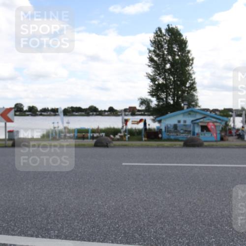 16.06.2024 - 26. Vierlanden-Triathlon Jannik Wohlers http://msf.ph/oto/6270546 16.06.2024 11:39:01 Radfahren 181, 184, 266, 267, 308 meine-sportfotos.de