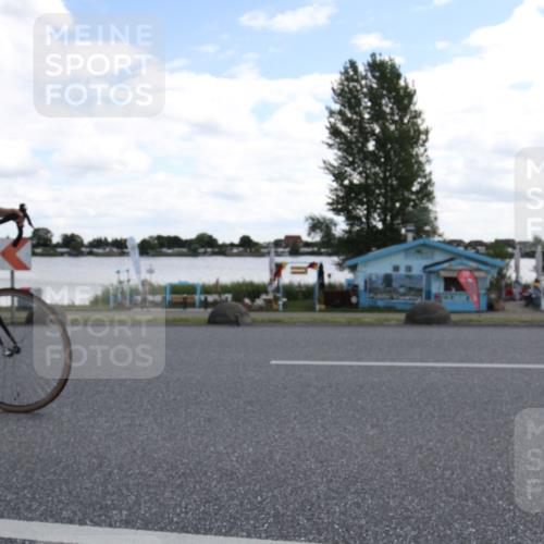 16.06.2024 - 26. Vierlanden-Triathlon Jannik Wohlers http://msf.ph/oto/6270557 16.06.2024 11:39:02 Radfahren 4, 115, 181, 184, 266, 267, 308 meine-sportfotos.de