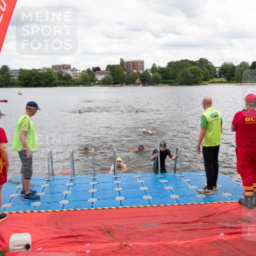16.06.2024 - 7 Türme Triathlon MichiJ http://msf.ph/oto/6270564 16.06.2024 11:58:57 Schwimmen 304, 350, 409, 414, 422, 448, 466, 545 meine-sportfotos.de