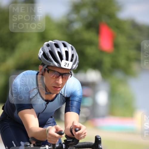 16.06.2024 - 26. Vierlanden-Triathlon Jannik Wohlers http://msf.ph/oto/6270592 16.06.2024 11:10:25 Radfahren 21, 121, 216 meine-sportfotos.de