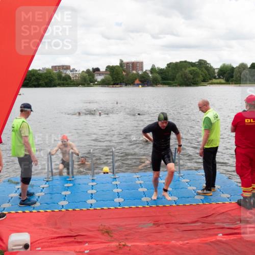 16.06.2024 - 7 Türme Triathlon MichiJ http://msf.ph/oto/6270598 16.06.2024 11:59:01 Schwimmen 304, 350, 409, 414, 422, 448, 466, 545 meine-sportfotos.de