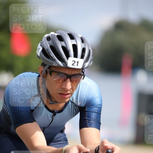 16.06.2024 - 26. Vierlanden-Triathlon Jannik Wohlers http://msf.ph/oto/6270601 16.06.2024 11:10:25 Radfahren 21, 121, 216 meine-sportfotos.de