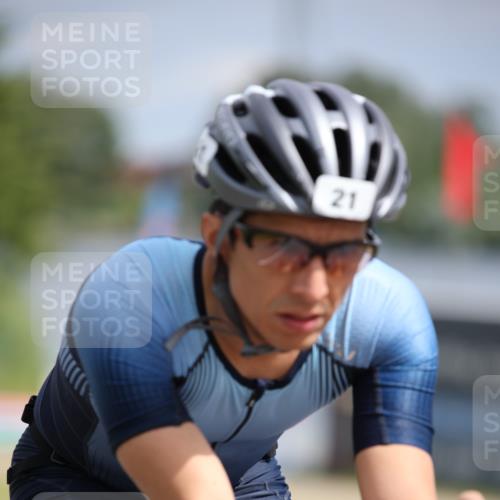 16.06.2024 - 26. Vierlanden-Triathlon Jannik Wohlers http://msf.ph/oto/6270604 16.06.2024 11:10:25 Radfahren 21, 121, 216 meine-sportfotos.de