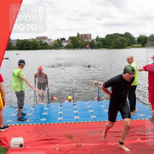 16.06.2024 - 7 Türme Triathlon MichiJ http://msf.ph/oto/6270611 16.06.2024 11:59:02 Schwimmen 304, 350, 409, 414, 422, 448, 466, 545, 558 meine-sportfotos.de