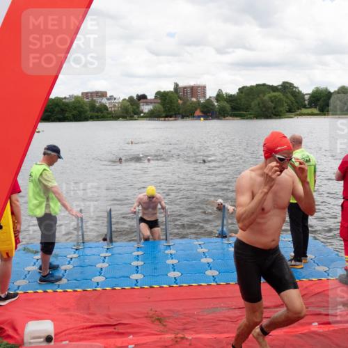 16.06.2024 - 7 Türme Triathlon MichiJ http://msf.ph/oto/6270620 16.06.2024 11:59:04 Schwimmen 304, 350, 409, 414, 422, 448, 466, 487, 558 meine-sportfotos.de