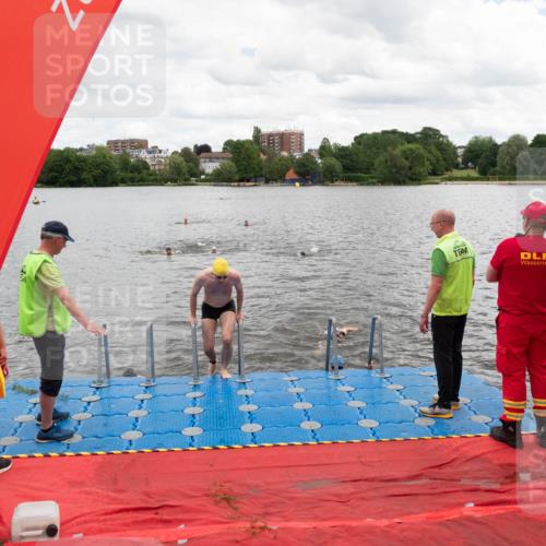 16.06.2024 - 7 Türme Triathlon MichiJ http://msf.ph/oto/6270624 16.06.2024 11:59:06 Schwimmen 304, 350, 409, 414, 422, 448, 466, 487, 558 meine-sportfotos.de