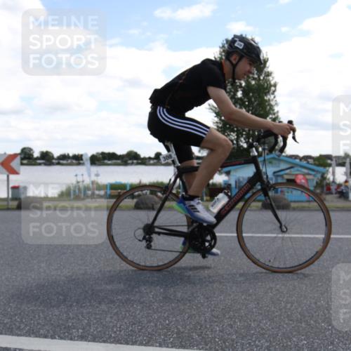 16.06.2024 - 26. Vierlanden-Triathlon Jannik Wohlers http://msf.ph/oto/6270635 16.06.2024 11:39:03 Radfahren 4, 115, 184, 191, 243, 266, 267, 308 meine-sportfotos.de