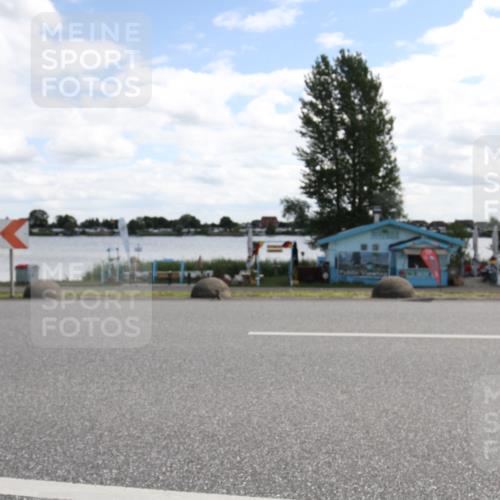 16.06.2024 - 26. Vierlanden-Triathlon Jannik Wohlers http://msf.ph/oto/6270680 16.06.2024 11:39:08 Radfahren 4, 57, 115, 191, 243, 266, 267, 308, 314 meine-sportfotos.de