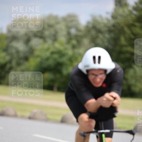 16.06.2024 - 26. Vierlanden-Triathlon Jannik Wohlers http://msf.ph/oto/6270765 16.06.2024 11:10:39 Radfahren 23, 39, 55, 170 meine-sportfotos.de