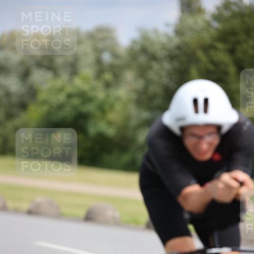 16.06.2024 - 26. Vierlanden-Triathlon Jannik Wohlers http://msf.ph/oto/6270767 16.06.2024 11:10:40 Radfahren 23, 39, 55, 170 meine-sportfotos.de