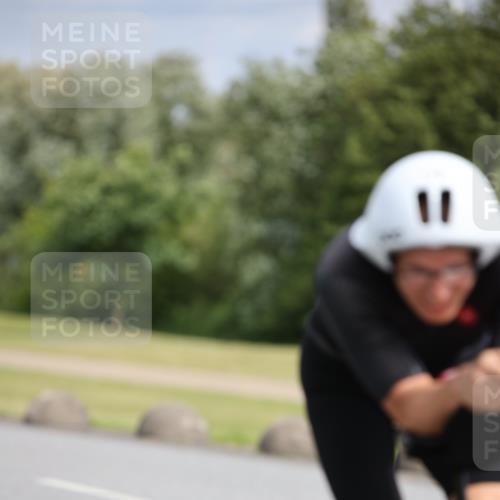 16.06.2024 - 26. Vierlanden-Triathlon Jannik Wohlers http://msf.ph/oto/6270768 16.06.2024 11:10:40 Radfahren 23, 39, 55, 170 meine-sportfotos.de