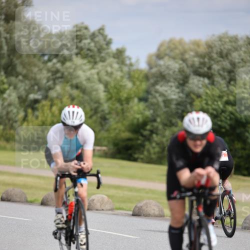 16.06.2024 - 26. Vierlanden-Triathlon Jannik Wohlers http://msf.ph/oto/6270785 16.06.2024 11:10:44 Radfahren 55, 78, 107, 170, 411 meine-sportfotos.de