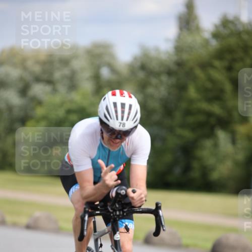 16.06.2024 - 26. Vierlanden-Triathlon Jannik Wohlers http://msf.ph/oto/6270862 16.06.2024 11:10:45 Radfahren 55, 78, 107, 170, 411 meine-sportfotos.de