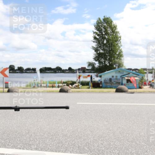 16.06.2024 - 26. Vierlanden-Triathlon Jannik Wohlers http://msf.ph/oto/6270875 16.06.2024 11:39:53 Radfahren 10, 52, 158, 173, 192, 269, 282, 290, 304 meine-sportfotos.de