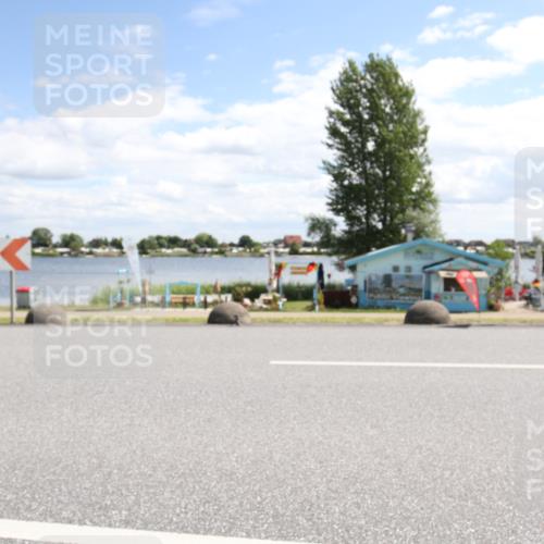 16.06.2024 - 26. Vierlanden-Triathlon Jannik Wohlers http://msf.ph/oto/6270887 16.06.2024 11:42:12 Radfahren 156, 242, 281, 286, 302, 324 meine-sportfotos.de
