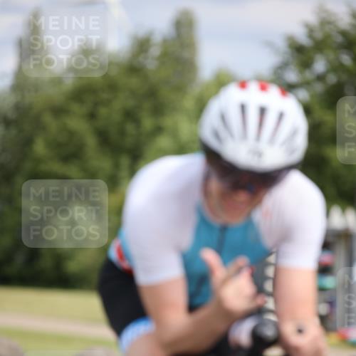 16.06.2024 - 26. Vierlanden-Triathlon Jannik Wohlers http://msf.ph/oto/6270893 16.06.2024 11:10:45 Radfahren 55, 78, 107, 170, 411 meine-sportfotos.de