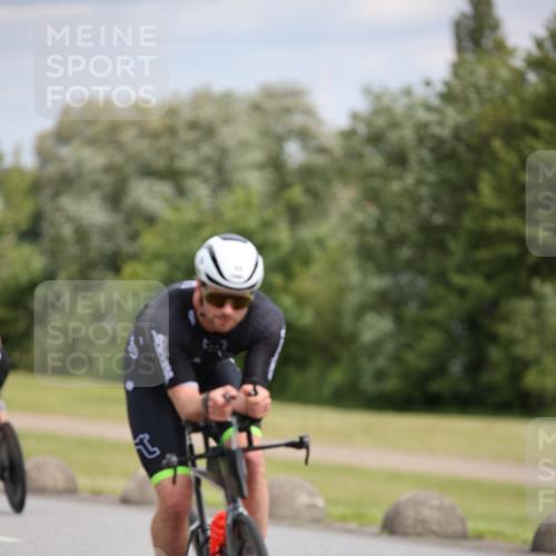 16.06.2024 - 26. Vierlanden-Triathlon Jannik Wohlers http://msf.ph/oto/6270910 16.06.2024 11:11:04 Radfahren 49, 60, 68, 167, 215, 383 meine-sportfotos.de