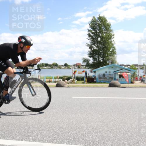 16.06.2024 - 26. Vierlanden-Triathlon Jannik Wohlers http://msf.ph/oto/6270917 16.06.2024 11:45:19 Radfahren 5, 186, 208, 224, 419, 455 meine-sportfotos.de