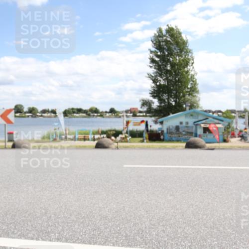 16.06.2024 - 26. Vierlanden-Triathlon Jannik Wohlers http://msf.ph/oto/6270924 16.06.2024 11:45:30 Radfahren 89, 121, 165, 349, 436 meine-sportfotos.de