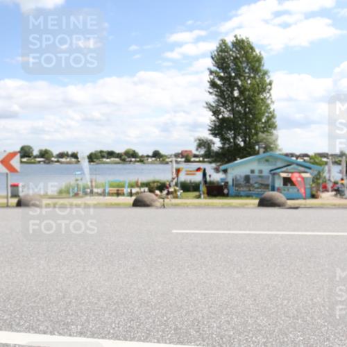 16.06.2024 - 26. Vierlanden-Triathlon Jannik Wohlers http://msf.ph/oto/6270930 16.06.2024 11:45:34 Radfahren 89, 165, 349, 432, 436 meine-sportfotos.de
