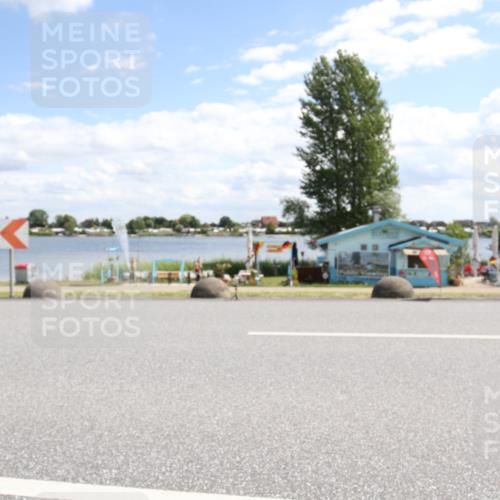 16.06.2024 - 26. Vierlanden-Triathlon Jannik Wohlers http://msf.ph/oto/6270932 16.06.2024 11:45:35 Radfahren 89, 165, 349, 432, 436 meine-sportfotos.de