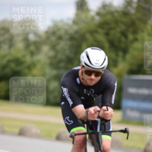 16.06.2024 - 26. Vierlanden-Triathlon Jannik Wohlers http://msf.ph/oto/6270951 16.06.2024 11:11:04 Radfahren 49, 60, 68, 167, 215, 383 meine-sportfotos.de