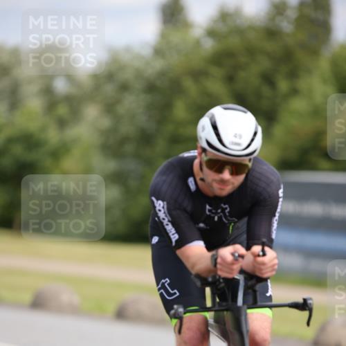 16.06.2024 - 26. Vierlanden-Triathlon Jannik Wohlers http://msf.ph/oto/6270952 16.06.2024 11:11:04 Radfahren 49, 60, 68, 167, 215, 383 meine-sportfotos.de