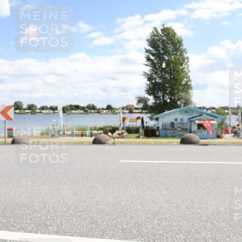 16.06.2024 - 26. Vierlanden-Triathlon Jannik Wohlers http://msf.ph/oto/6270977 16.06.2024 11:47:02 Radfahren 347, 440, 452 meine-sportfotos.de