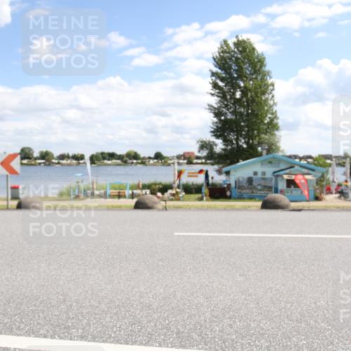 16.06.2024 - 26. Vierlanden-Triathlon Jannik Wohlers http://msf.ph/oto/6270984 16.06.2024 11:47:08 Radfahren 60, 367, 373, 452, 456 meine-sportfotos.de