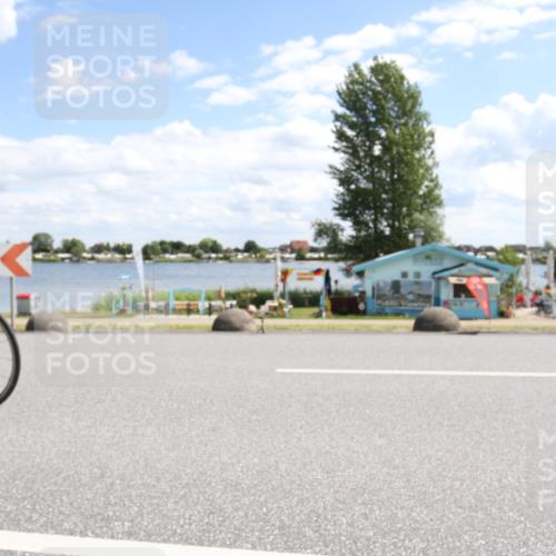 16.06.2024 - 26. Vierlanden-Triathlon Jannik Wohlers http://msf.ph/oto/6270986 16.06.2024 11:47:09 Radfahren 60, 367, 373, 452, 456 meine-sportfotos.de
