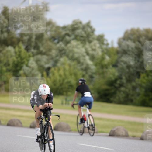 16.06.2024 - 26. Vierlanden-Triathlon Jannik Wohlers http://msf.ph/oto/6271019 16.06.2024 11:11:16 Radfahren 100, 109, 208, 225, 248, 284, 325, 358 meine-sportfotos.de