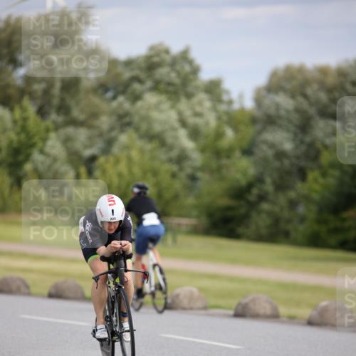 16.06.2024 - 26. Vierlanden-Triathlon Jannik Wohlers http://msf.ph/oto/6271022 16.06.2024 11:11:16 Radfahren 100, 109, 208, 225, 248, 284, 325, 358 meine-sportfotos.de