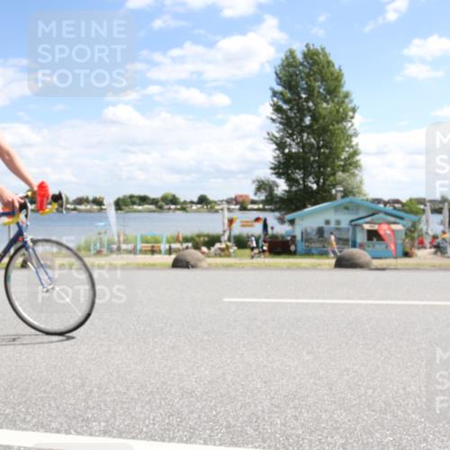 16.06.2024 - 26. Vierlanden-Triathlon Jannik Wohlers http://msf.ph/oto/6271030 16.06.2024 11:51:15 Radfahren 2, 12, 23, 45, 99, 166, 204, 226, 307, 735 meine-sportfotos.de
