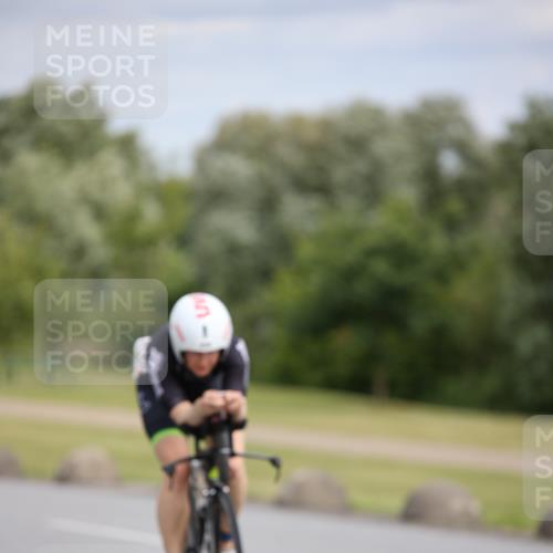 16.06.2024 - 26. Vierlanden-Triathlon Jannik Wohlers http://msf.ph/oto/6271047 16.06.2024 11:11:17 Radfahren 100, 109, 208, 225, 248, 284, 325, 358 meine-sportfotos.de