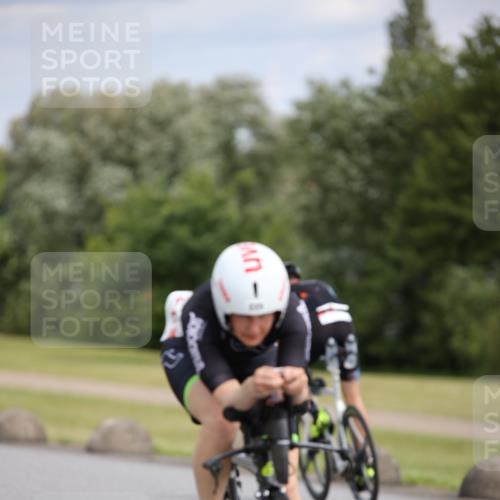 16.06.2024 - 26. Vierlanden-Triathlon Jannik Wohlers http://msf.ph/oto/6271053 16.06.2024 11:11:17 Radfahren 100, 109, 208, 225, 248, 284, 325, 358 meine-sportfotos.de