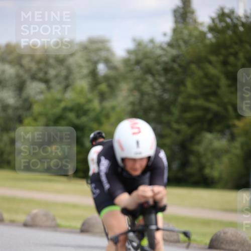 16.06.2024 - 26. Vierlanden-Triathlon Jannik Wohlers http://msf.ph/oto/6271055 16.06.2024 11:11:17 Radfahren 100, 109, 208, 225, 248, 284, 325, 358 meine-sportfotos.de