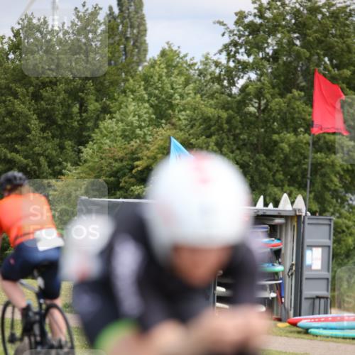 16.06.2024 - 26. Vierlanden-Triathlon Jannik Wohlers http://msf.ph/oto/6271066 16.06.2024 11:11:18 Radfahren 72, 100, 109, 208, 225, 248, 284, 325, 358 meine-sportfotos.de