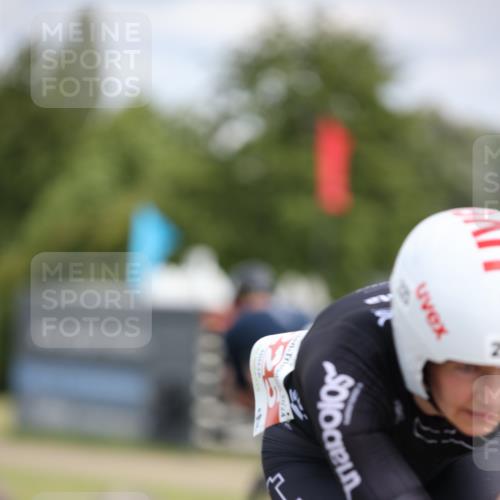 16.06.2024 - 26. Vierlanden-Triathlon Jannik Wohlers http://msf.ph/oto/6271070 16.06.2024 11:11:18 Radfahren 72, 100, 109, 208, 225, 248, 284, 325, 358 meine-sportfotos.de