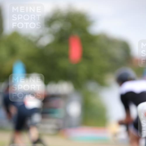 16.06.2024 - 26. Vierlanden-Triathlon Jannik Wohlers http://msf.ph/oto/6271073 16.06.2024 11:11:18 Radfahren 72, 100, 109, 208, 225, 248, 284, 325, 358 meine-sportfotos.de