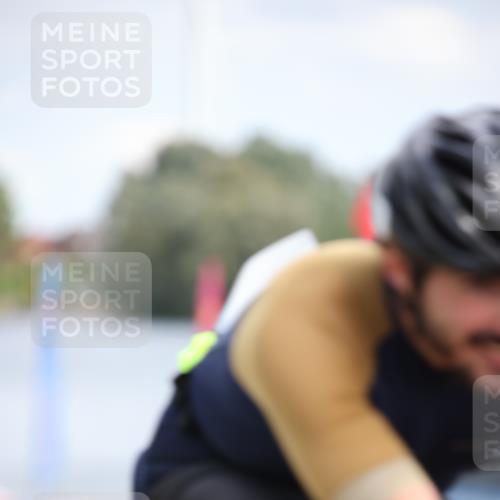 16.06.2024 - 26. Vierlanden-Triathlon Jannik Wohlers http://msf.ph/oto/6271101 16.06.2024 11:11:55 Radfahren 17, 124, 393 meine-sportfotos.de