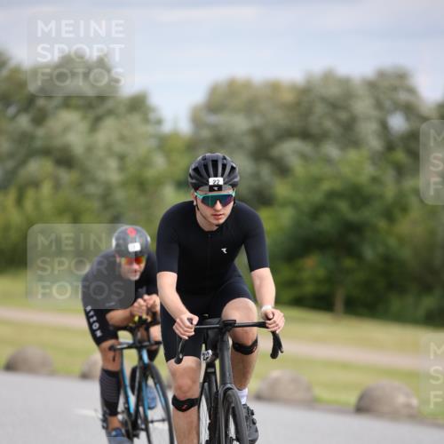 16.06.2024 - 26. Vierlanden-Triathlon Jannik Wohlers http://msf.ph/oto/6271140 16.06.2024 11:11:59 Radfahren 5, 17, 22, 124, 350 meine-sportfotos.de