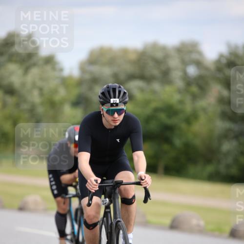 16.06.2024 - 26. Vierlanden-Triathlon Jannik Wohlers http://msf.ph/oto/6271146 16.06.2024 11:11:59 Radfahren 5, 17, 22, 124, 350 meine-sportfotos.de
