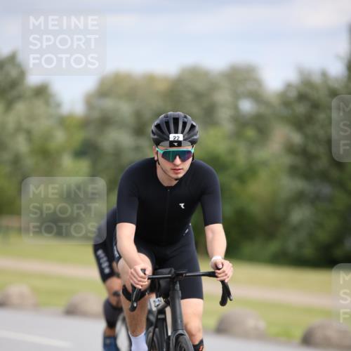 16.06.2024 - 26. Vierlanden-Triathlon Jannik Wohlers http://msf.ph/oto/6271154 16.06.2024 11:11:59 Radfahren 5, 17, 22, 124, 350 meine-sportfotos.de