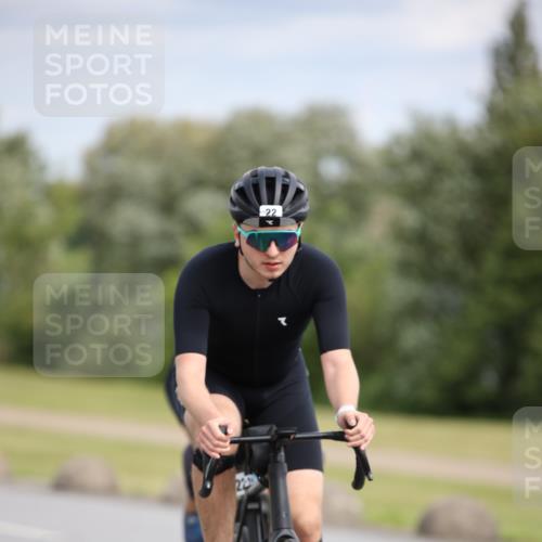16.06.2024 - 26. Vierlanden-Triathlon Jannik Wohlers http://msf.ph/oto/6271161 16.06.2024 11:11:59 Radfahren 5, 17, 22, 124, 350 meine-sportfotos.de
