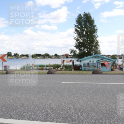 16.06.2024 - 26. Vierlanden-Triathlon Jannik Wohlers http://msf.ph/oto/6271168 16.06.2024 11:51:55 Radfahren 78, 135, 438, 453 meine-sportfotos.de