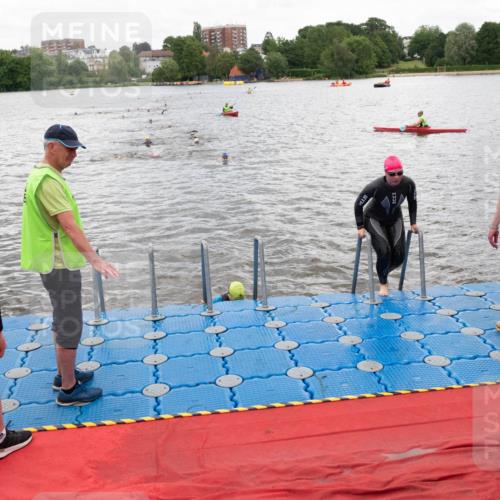 16.06.2024 - 7 Türme Triathlon MichiJ http://msf.ph/oto/6271208 16.06.2024 12:12:19 Schwimmen 59, 73, 378, 491, 511 meine-sportfotos.de