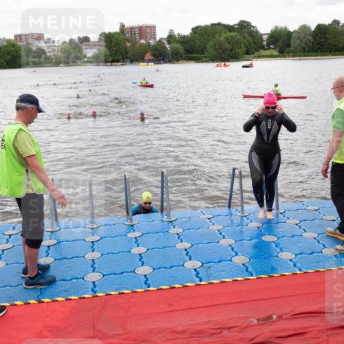 16.06.2024 - 7 Türme Triathlon MichiJ http://msf.ph/oto/6271213 16.06.2024 12:12:20 Schwimmen 59, 73, 378, 491, 511 meine-sportfotos.de